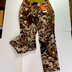 First Lite Women’s Catalyst Camo Soft Shell Tactical Hunting Pants MD Fusion